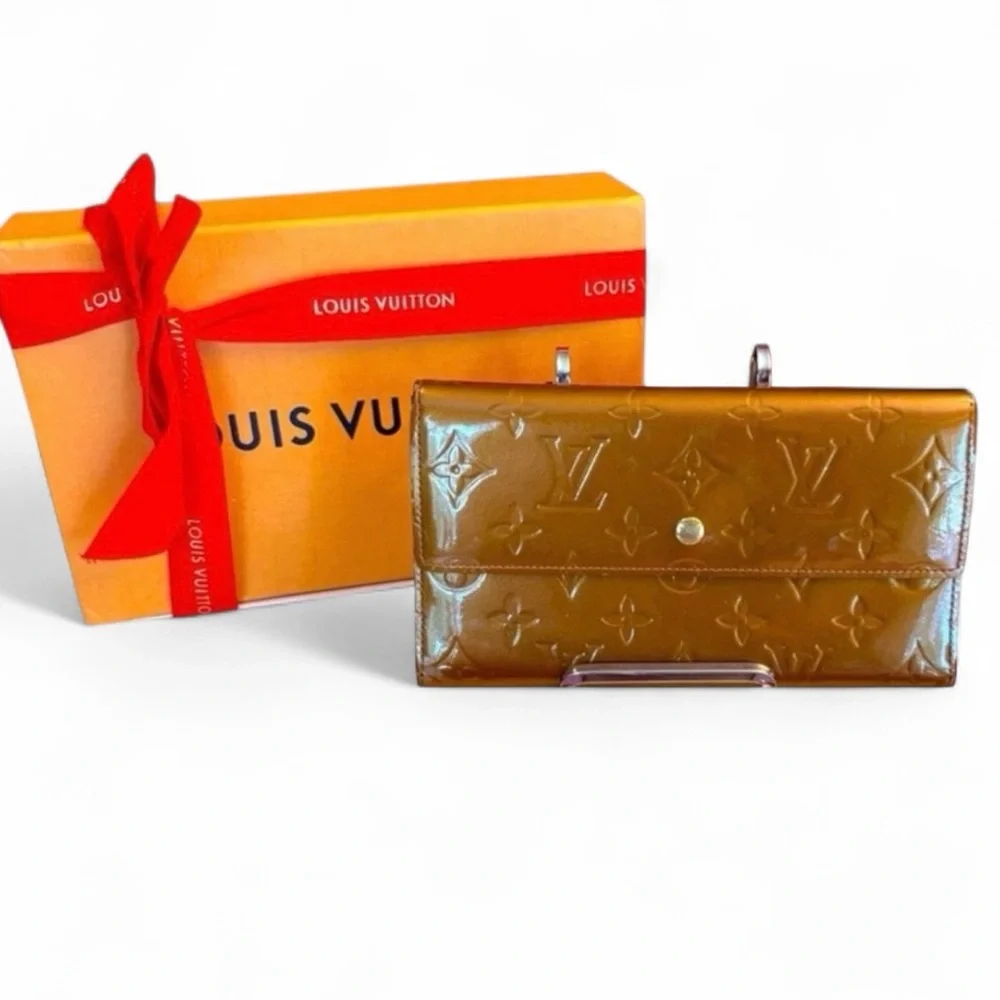 LOUIS VUITTON Vernis Bronze Long Wallet w/ LV Box & Unbranded Dust Bag. EUC